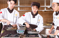 ���;�Ӣרҵ